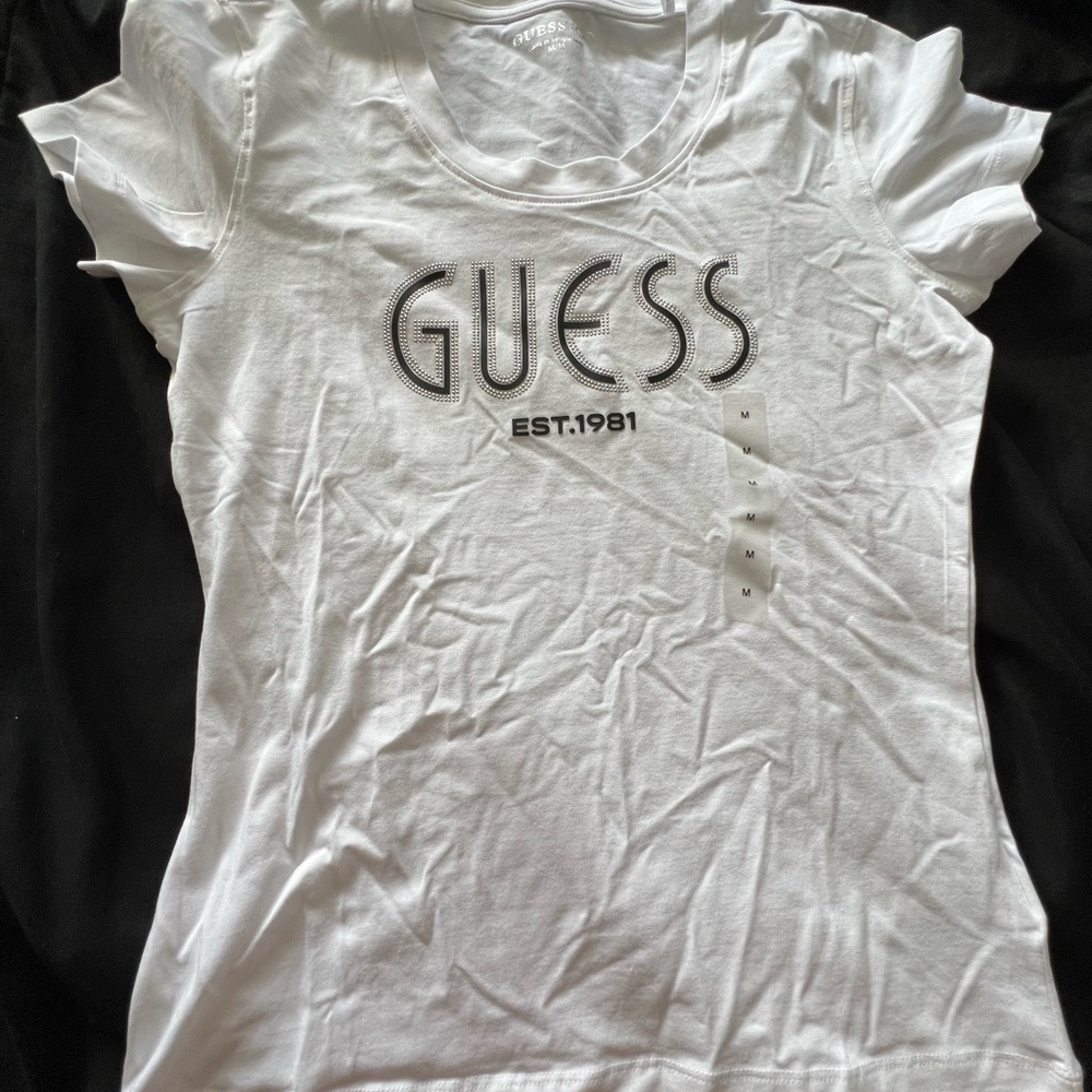 GUESS White Short Sleeve Tee Medium BRAND NEW WITH TAGS SHOWN